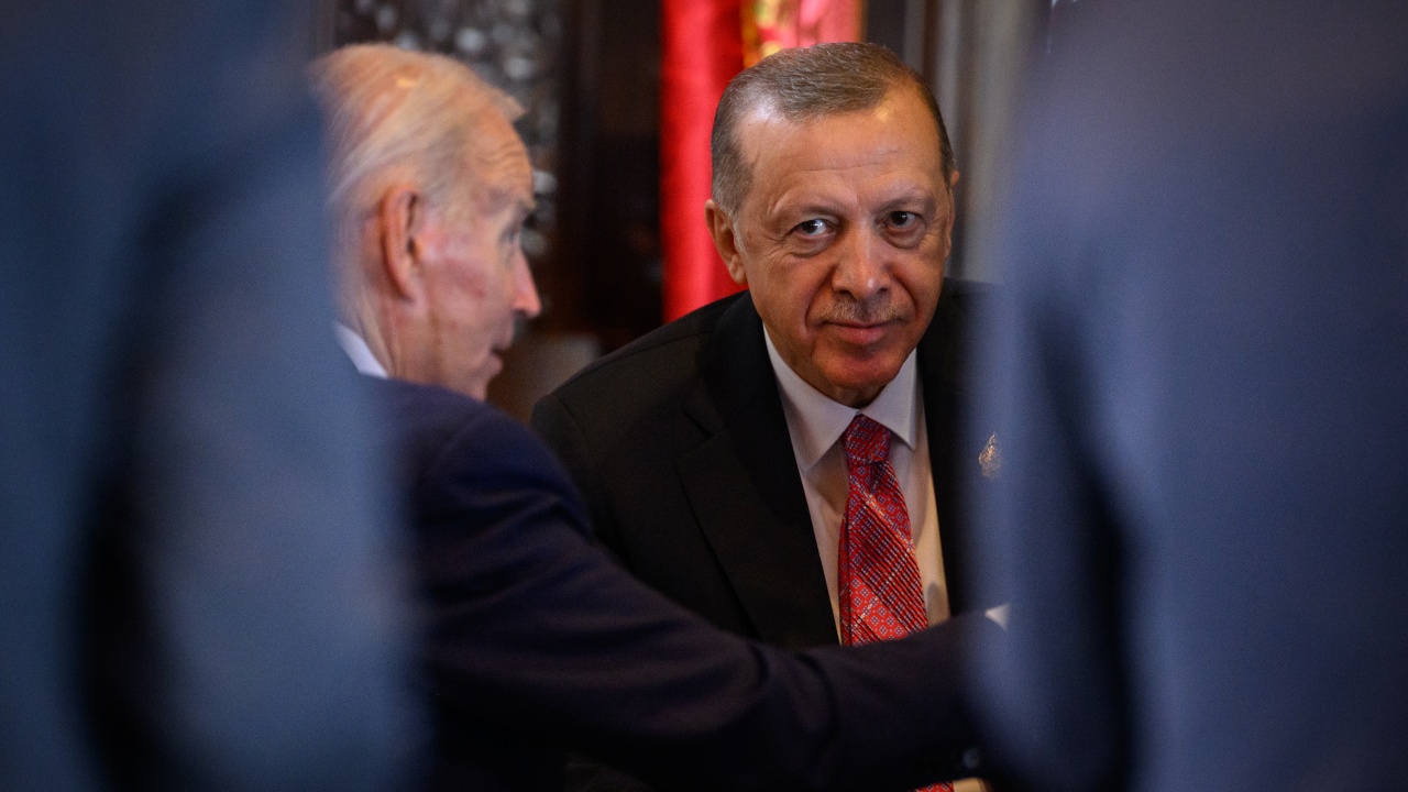 Ердоган обвини Запада в "двойни стандарти" по отношение на свободата на медиите