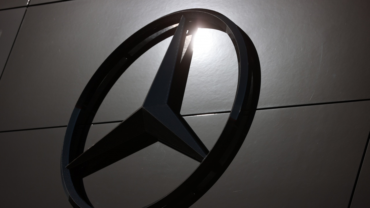 Мерцедес (Mercedes) обяви, че изтегля 324 000 автомобила в САЩ