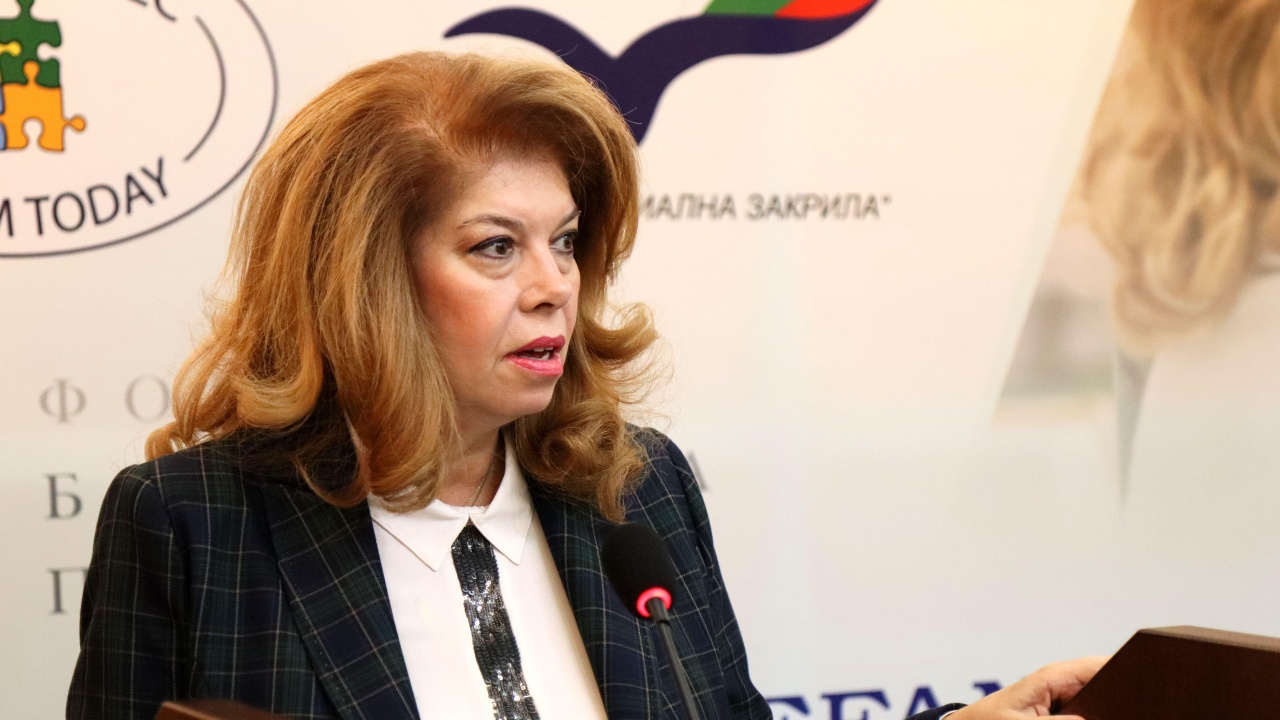 Вицепрезидентът Илияна Йотова е била изненадата, че в НС не