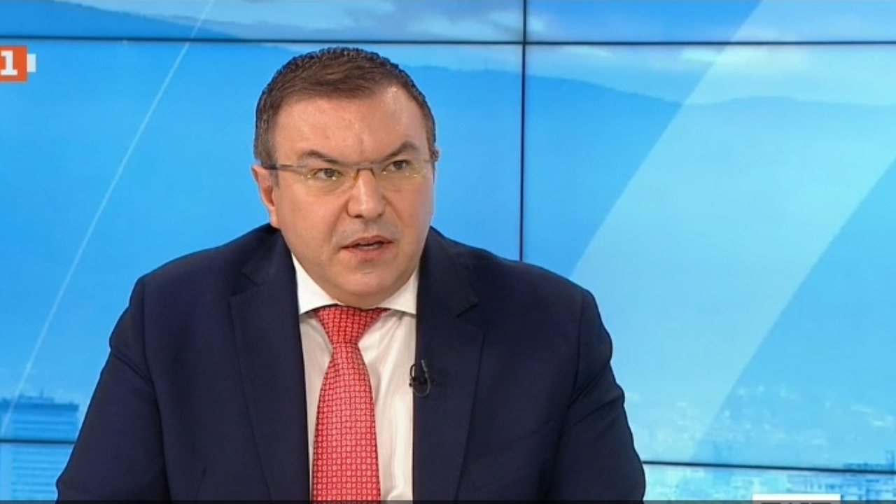 Проф. Костадин Ангелов: Няма как ДБ и ПП да съществуват заедно