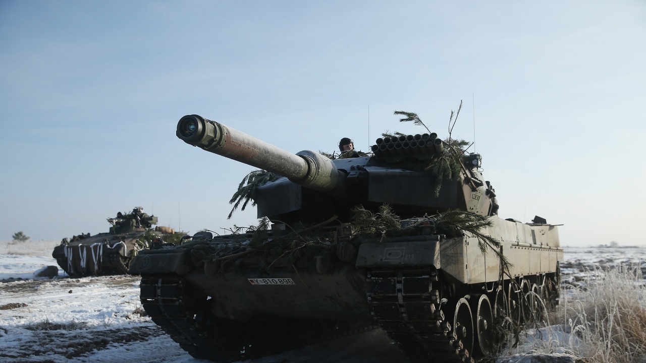 Полша изпраща танкове "Леопард" на Украйна, потвърди Анджей Дуда