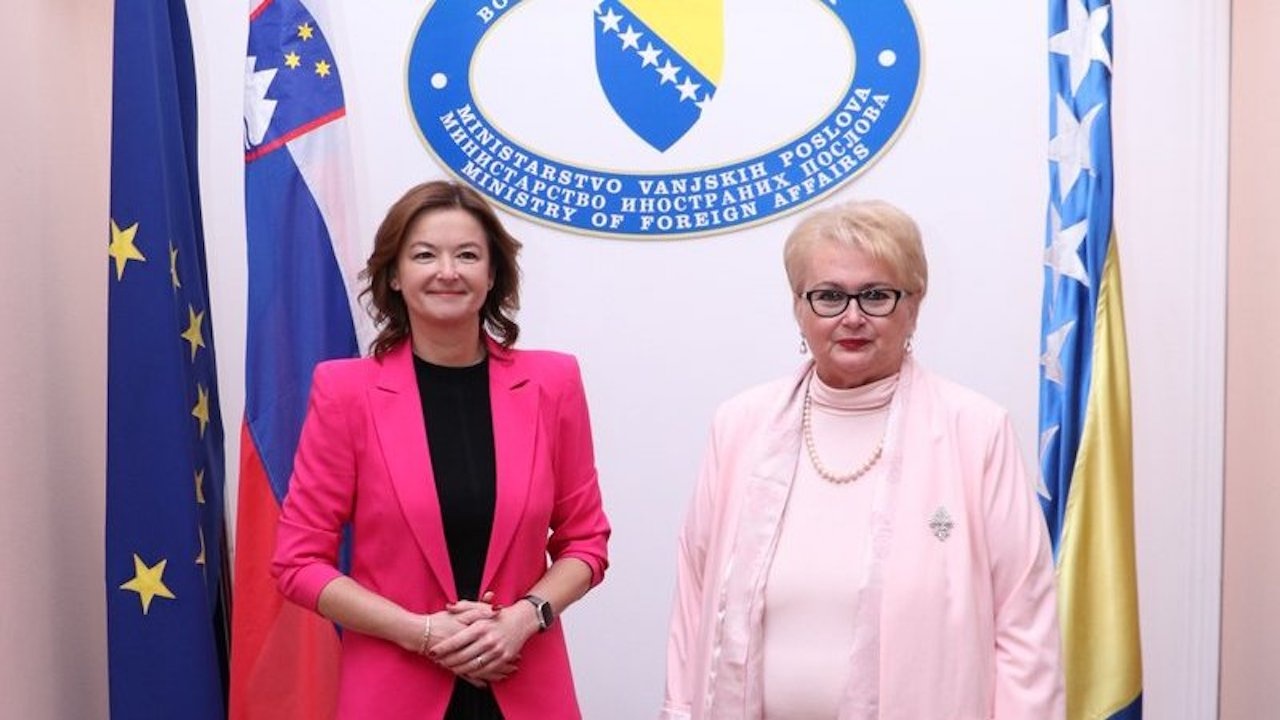 Словения подкрепя европейския път на Босна и Херцеговина, заяви днес