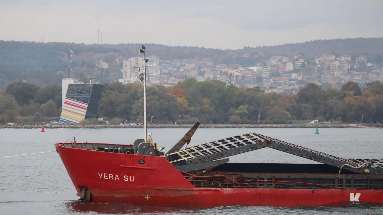 Предстои ремонт на турския кораб VERA SU в КРЗ Терем
