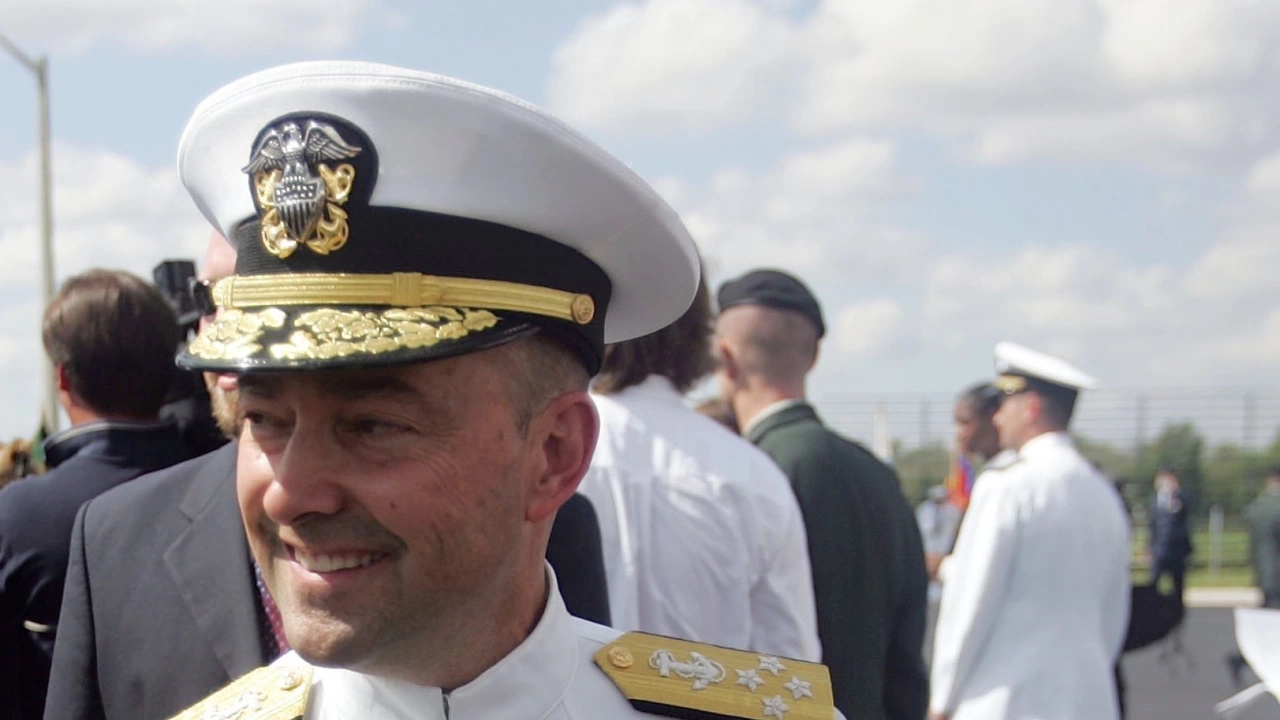 Бившият върховен командващ на силите  на НАТО в Европа адмирал