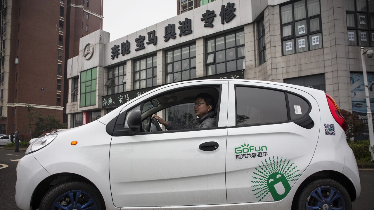 Продажбите на електрически автомобили и хибриди в Китай реално са