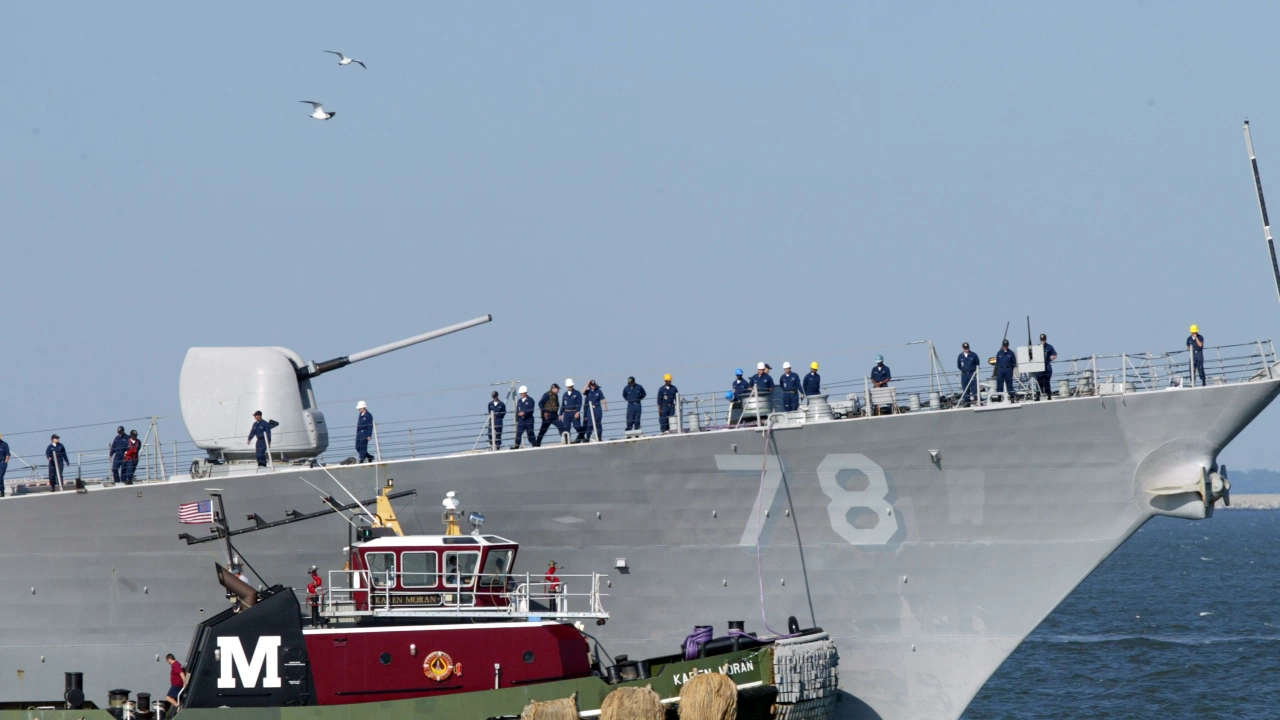Военноморските сили на САЩ са конфискували над 2100 автомата от