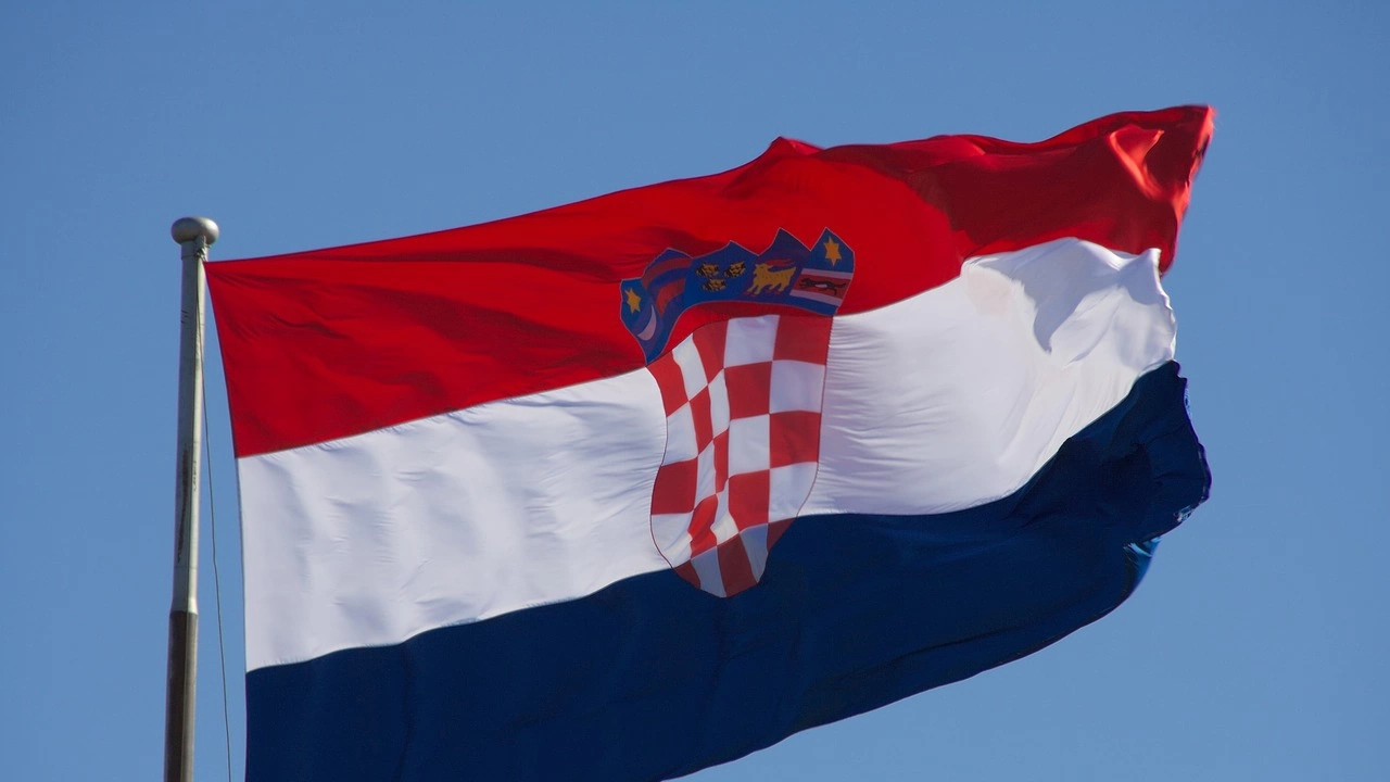 Хърватският премиер Андрей Пленкович обяви че сменя министъра на строителството