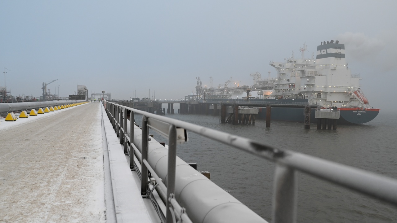 Германия получи още един плаващ терминал за втечнен природен газ