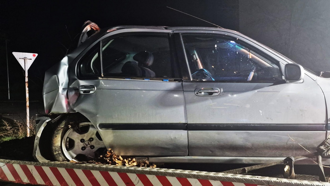 Катастрофа блокира важна пътна артерия в Пловдив, има ранени