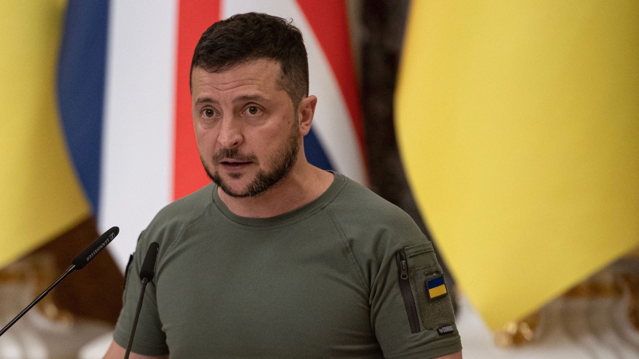 Съветник на Володомир Зеленски призова съюзниците на Киев да мислят по-бързо за увеличаване на военната подкрепа за Украйна