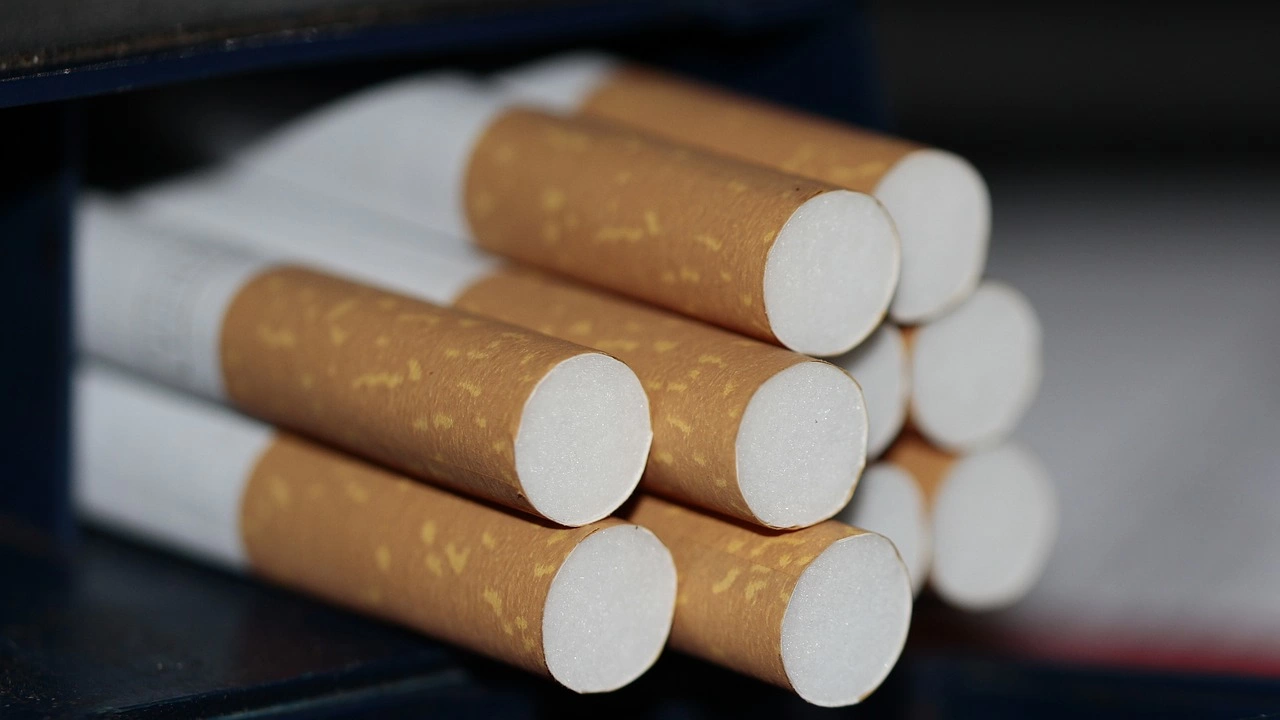 Плевенски полицаи иззеха над 63 000 къса контрабандни цигари след