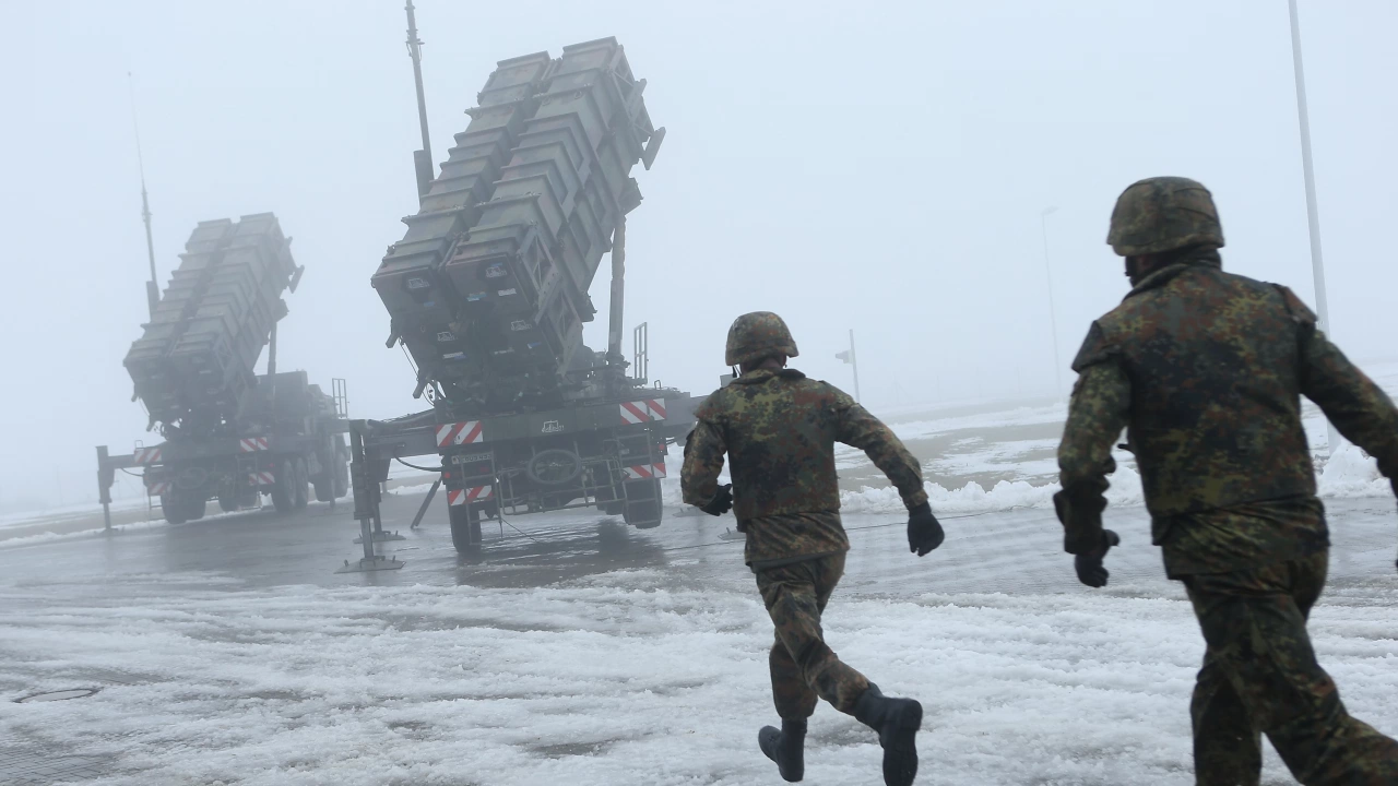 Нидерландия обмисля да изпрати на Украйна система за противоракетна отбрана