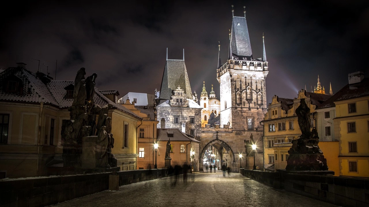 Чешкото правителство оцеля след опит да бъде свалено с вот