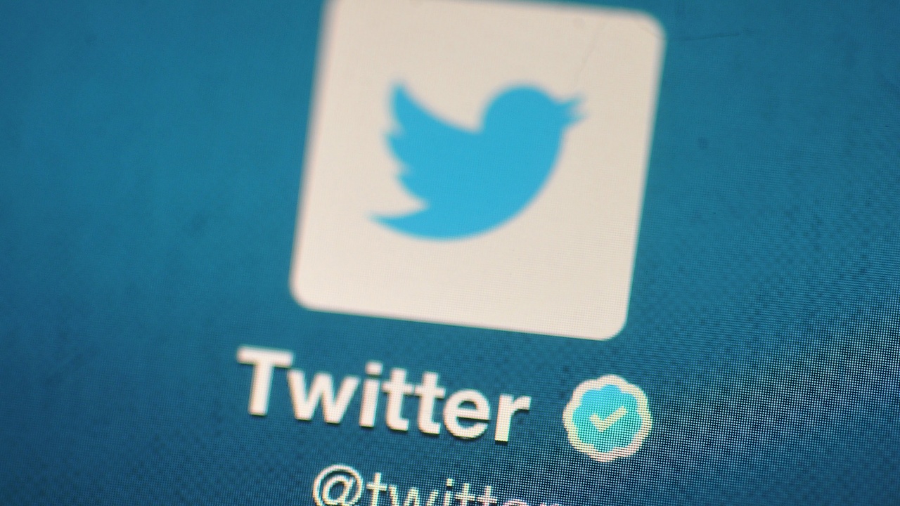 Приходите от реклама на "Туитър" се сринаха