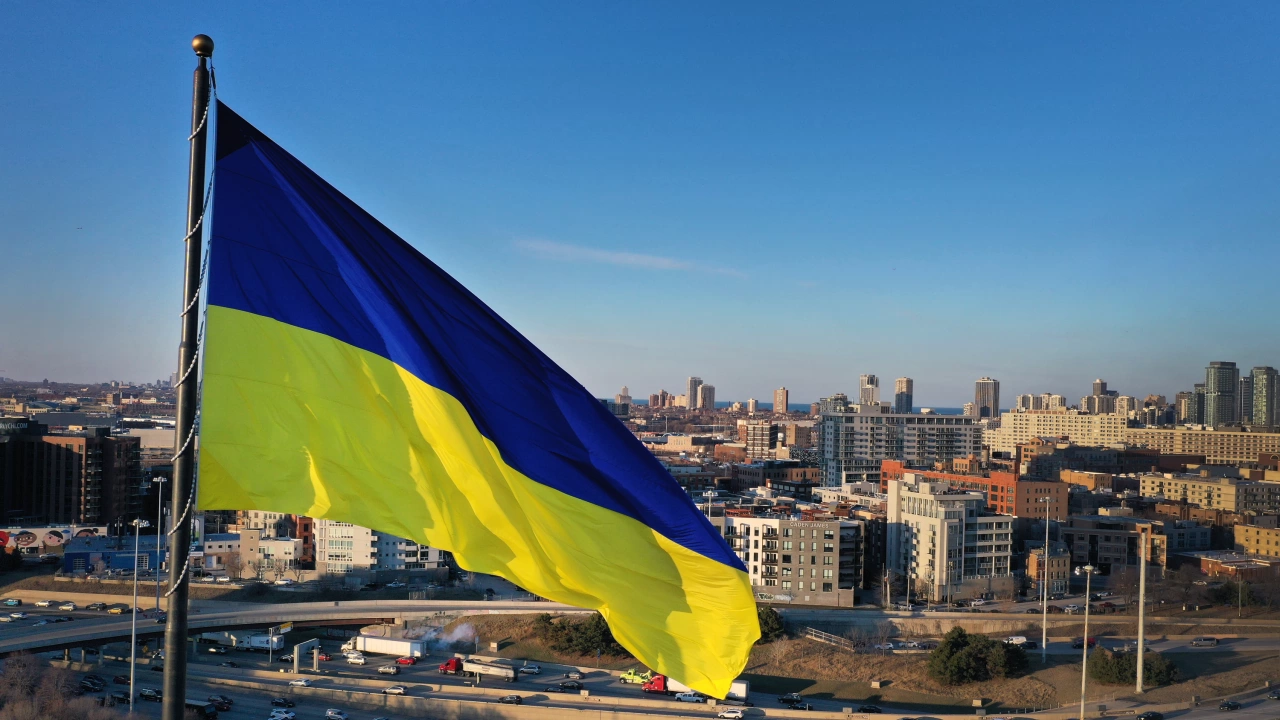 Петима висши прокурори бяха уволнени днес в Украйна ден след