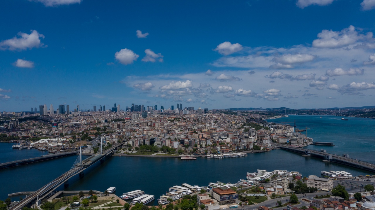 Приходите от туризъм в Турция скочиха до 46,3 милиарда долара