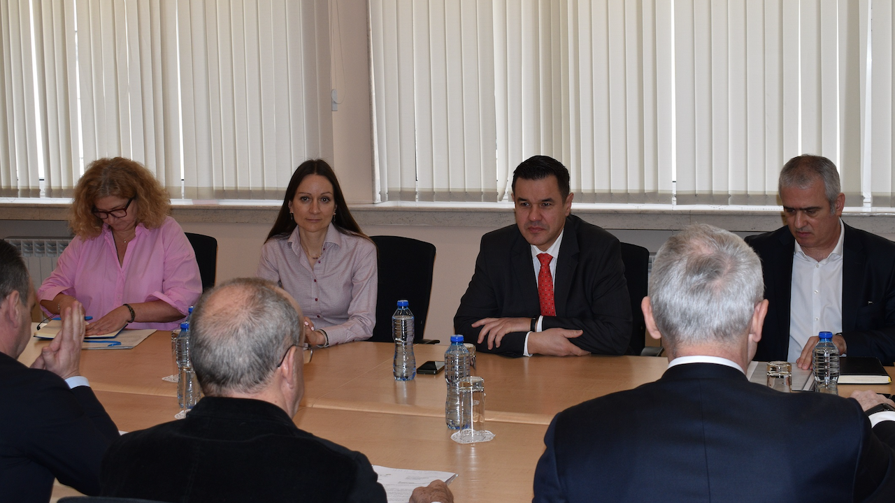 Министър Никола Стоянов се срещна с Асоциацията на организациите на българските работодатели