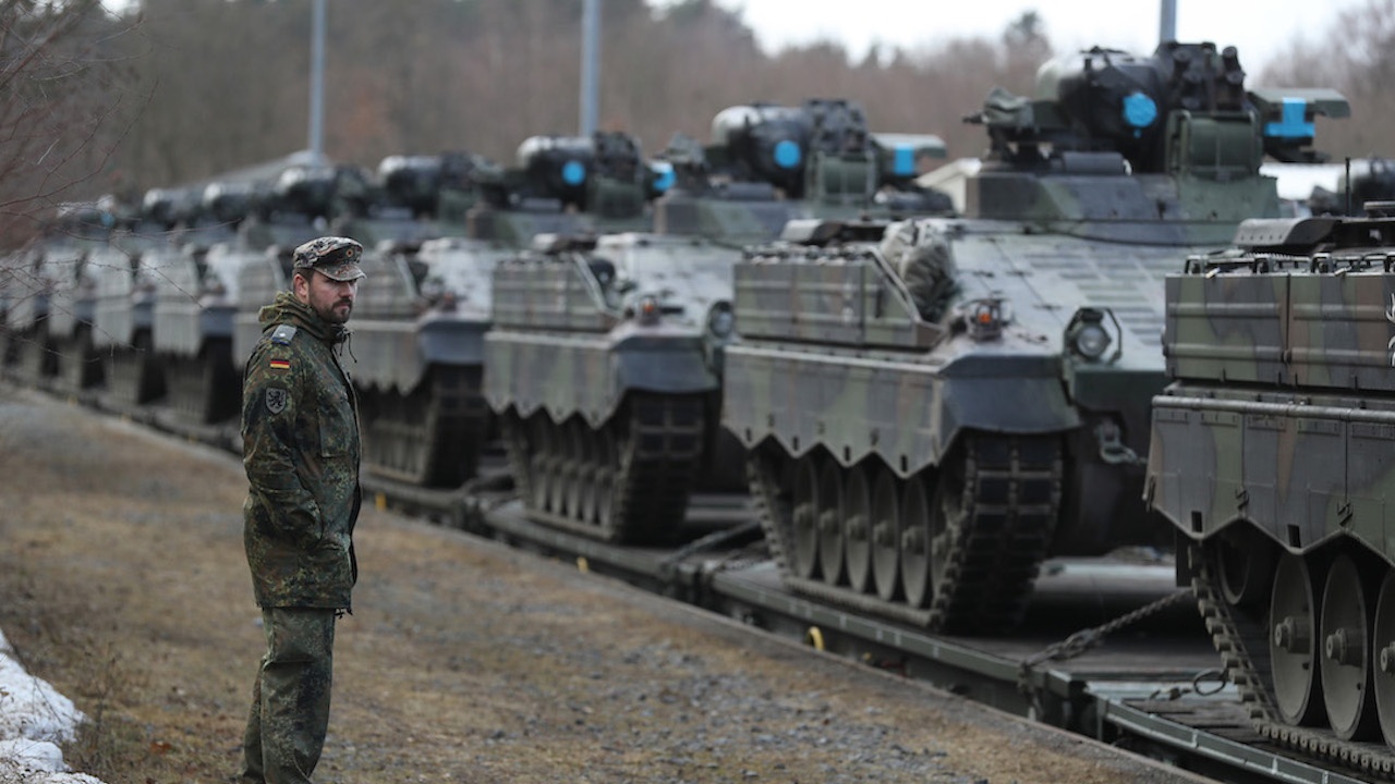 Германия одобри доставката на танкове "Леопард" за Украйна