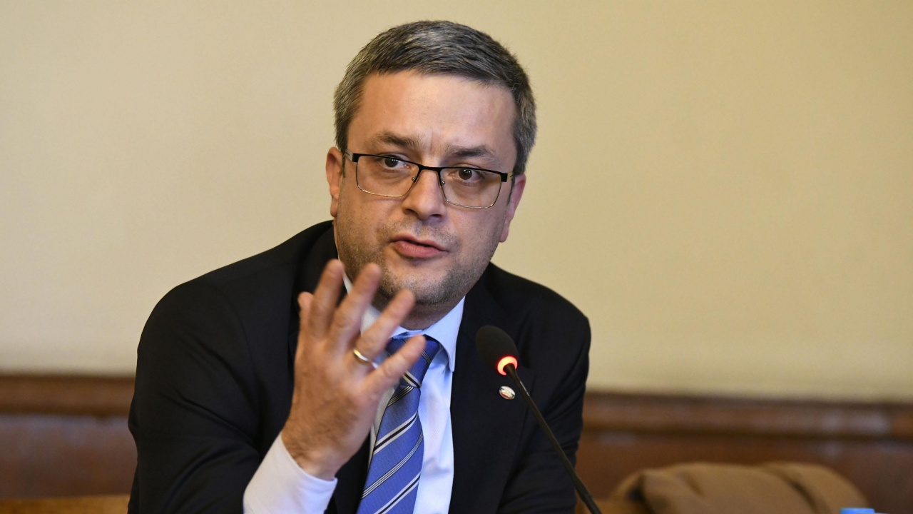 Тома Биков: Политическата ситуация е динамична, очевидно ще се наложат компромиси