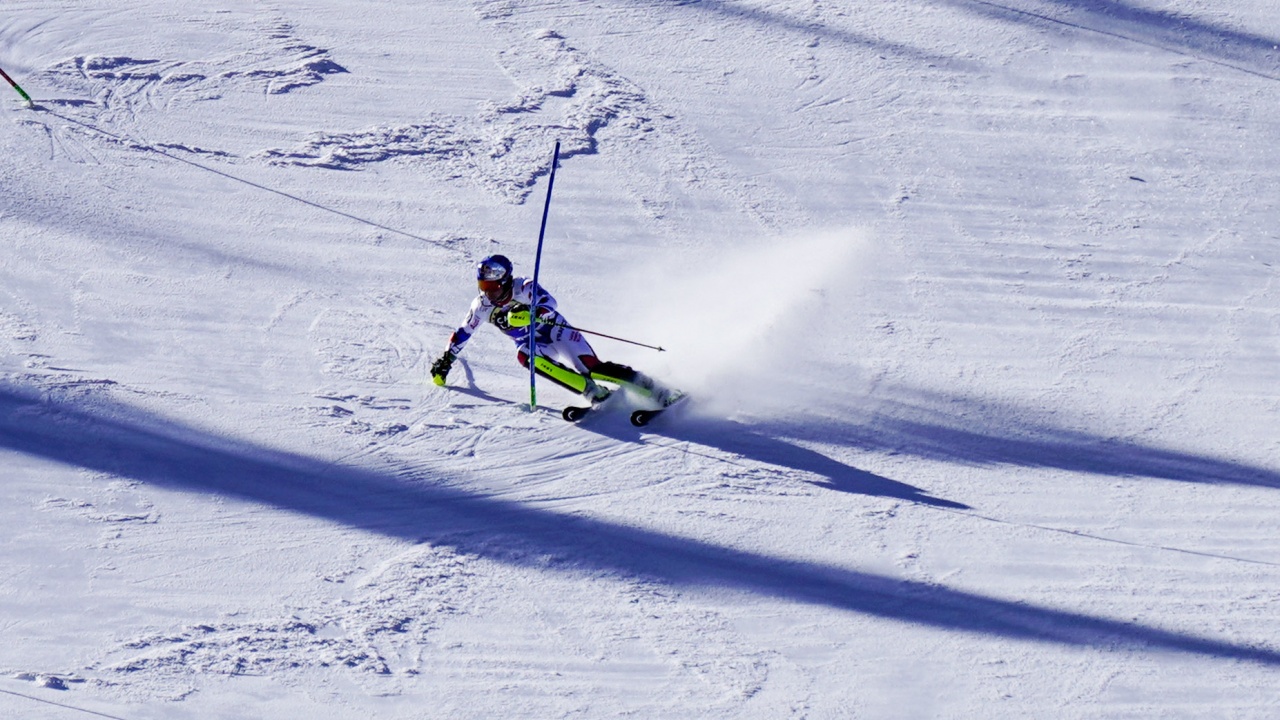 16-годишен скиор е спасен край писта в Пампорово