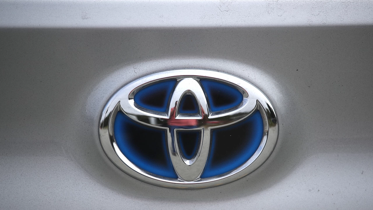 Японската корпорация Тойота Toyota Motor Corp е начело по обем