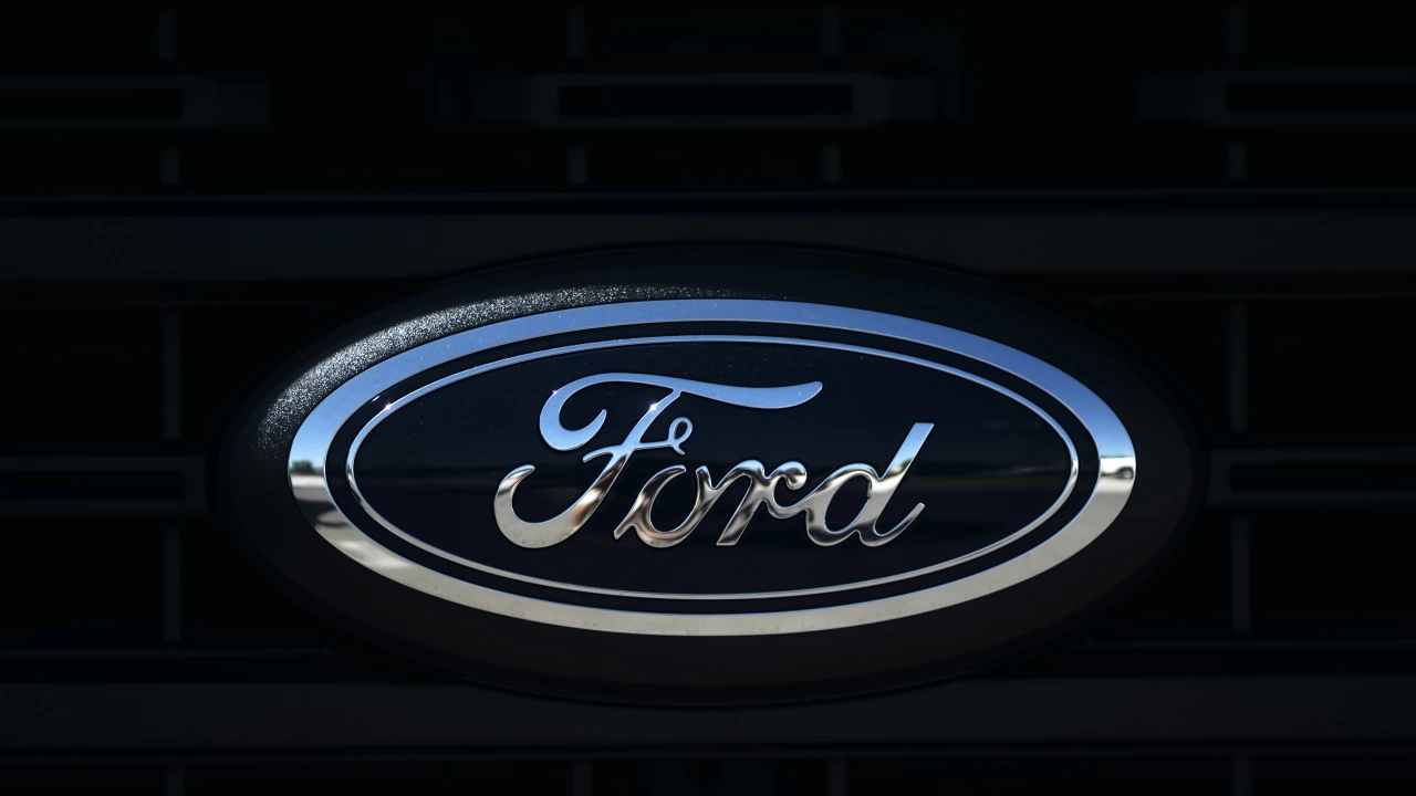 Американският автомобилостроител Форд Ford е регистрирал неочаквано труден завършек на