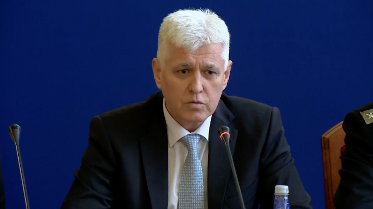 Министър Стоянов: България ще изпрати медицински екип в Турция
