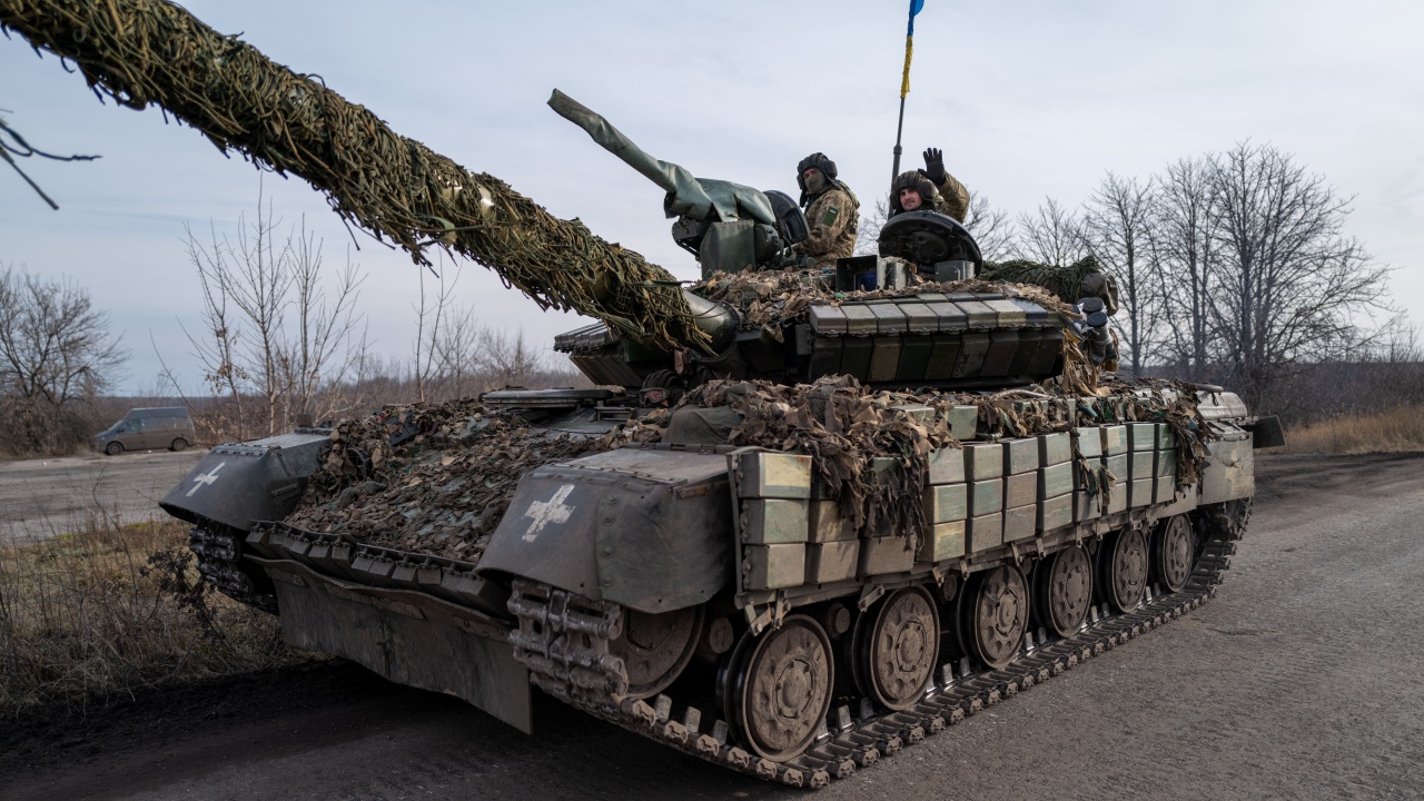 Украинските сили отблъснаха руските атаки в района на Бахмут и в още 13 населени места на Донецка област