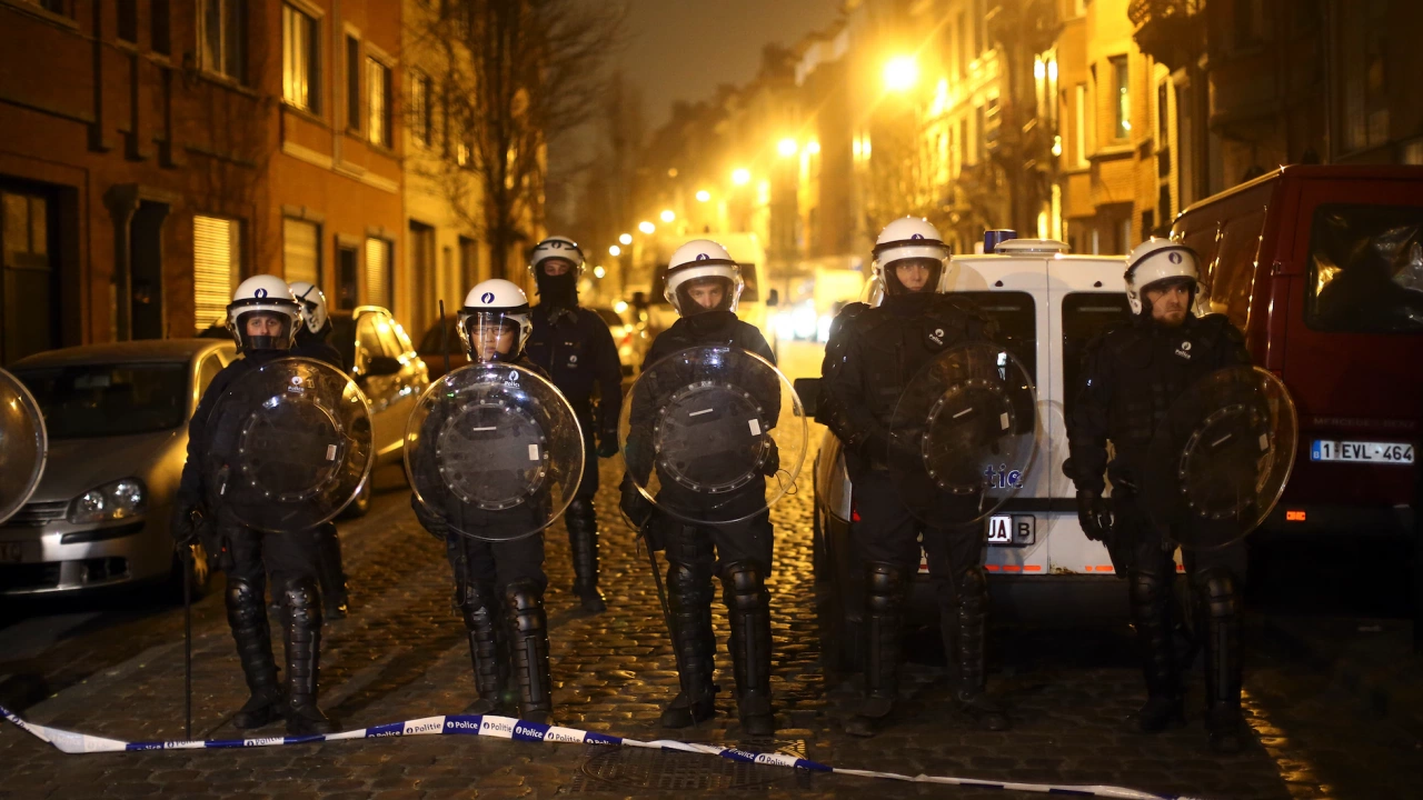 Двайсет и пет души са задържани днес в Белгия в