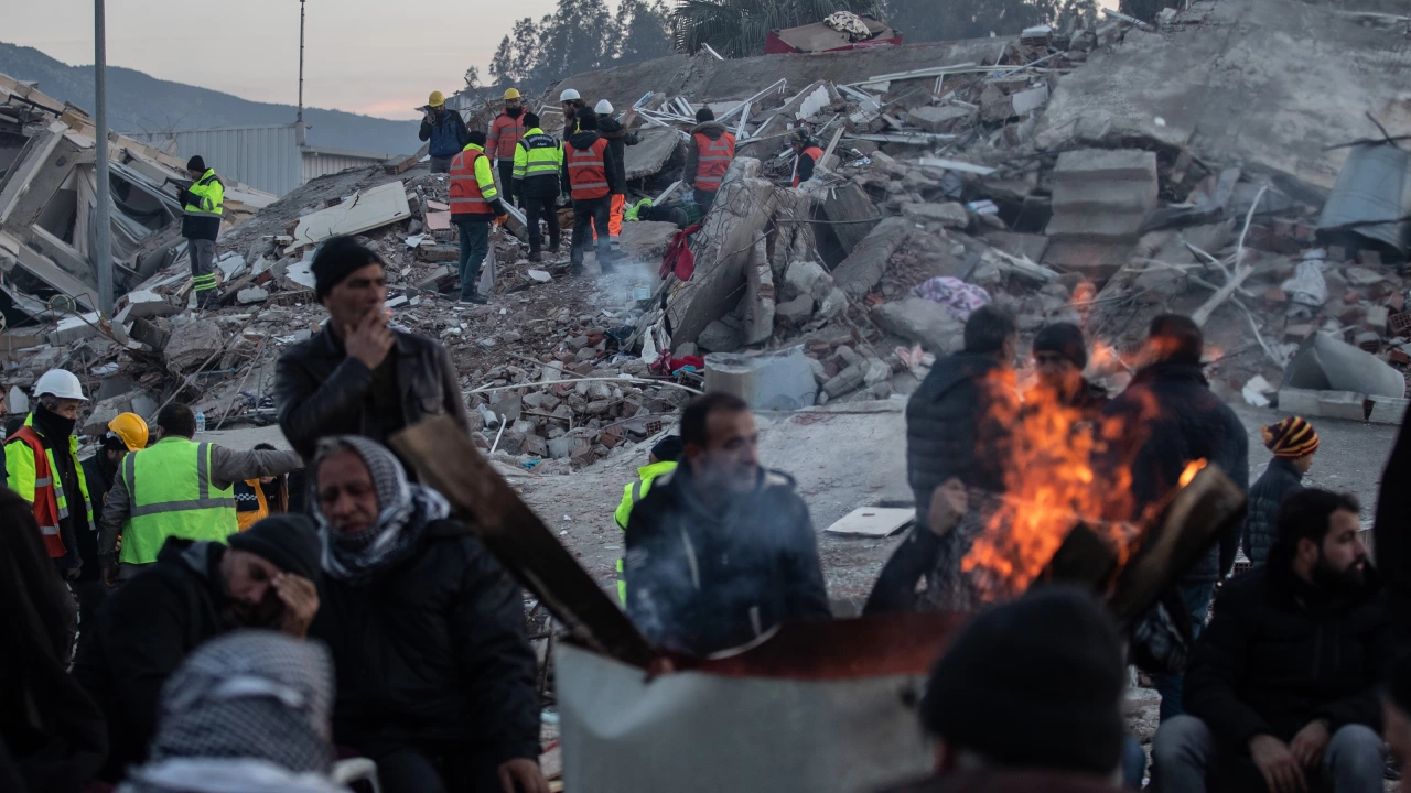 Повече от 90 часа след унищожителните трусове в Турция из