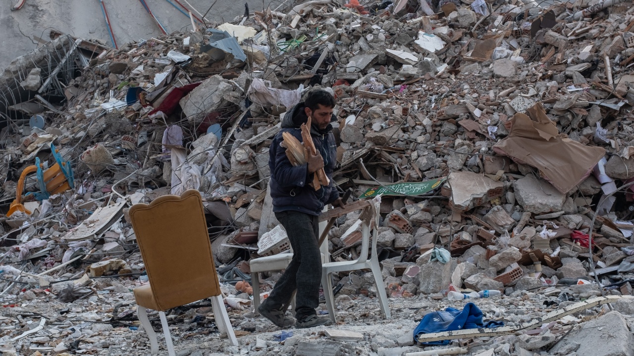 Опустошителните земетресения в района на турско-сирийската граница преди една седмица