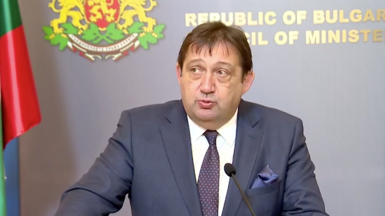 Шишков: До месеци стартира строежът на последния участък от АМ „Европа”