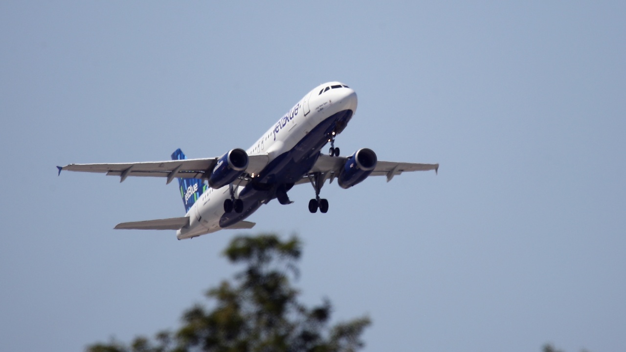 Европейският самолетостроител Еърбъс (Airbus) обяви рекордна чиста печалба от 4,2