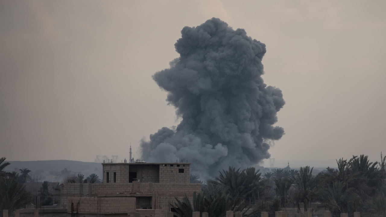 Най-малко 53 цивилни загинаха при нападение в пустинната провинция Хомс