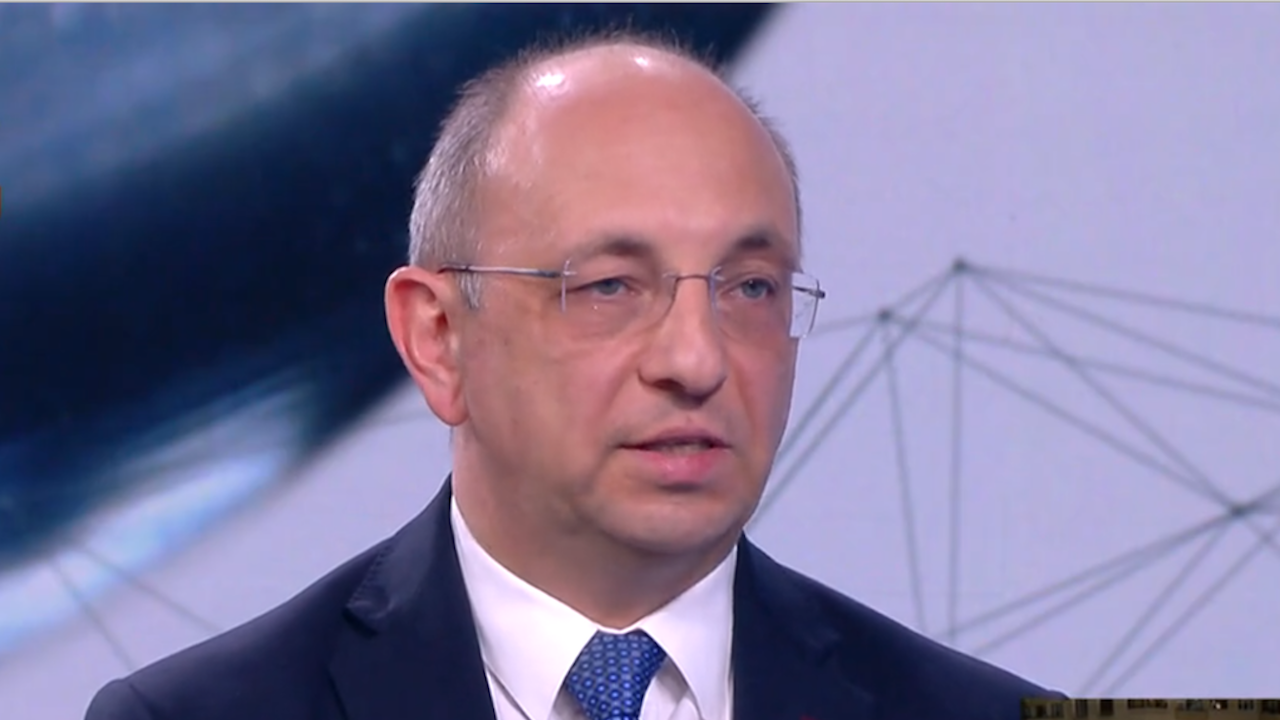 Николай Василев: Отлагането на приемането на еврото е комбинация от управленски провал и цивилизационно предателство