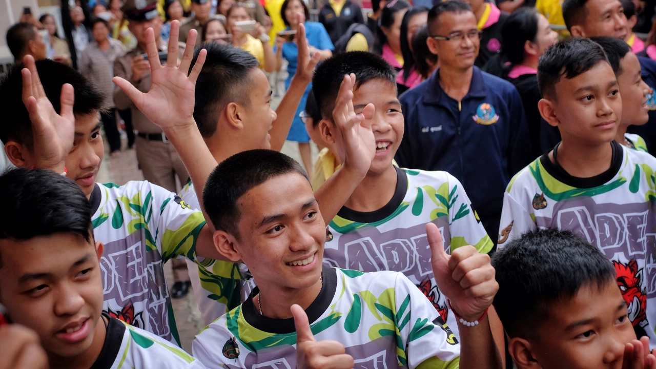 Едно от 12 те момчета които бяха спасени от тайландска