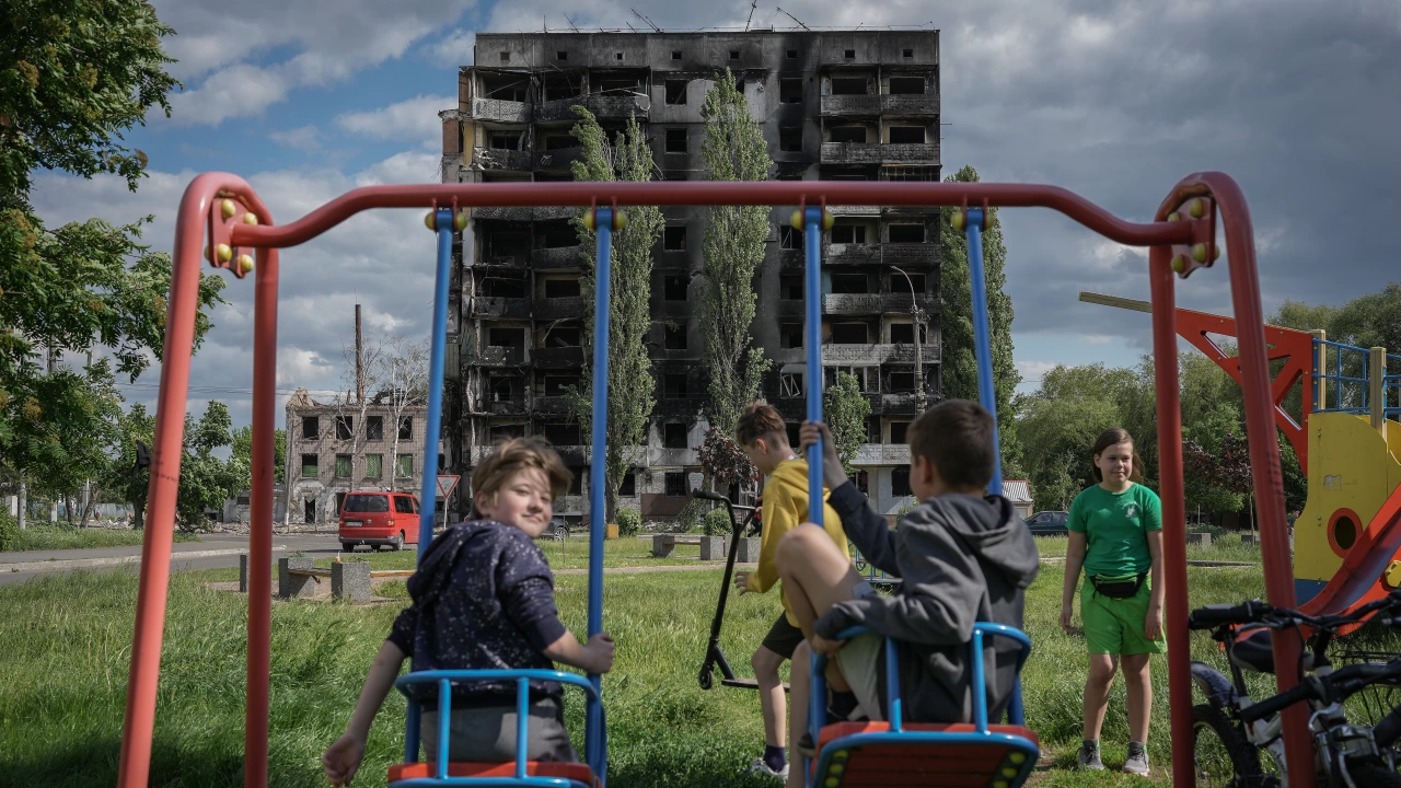 Стотици деца са загинали в резултат на войната в Украйна