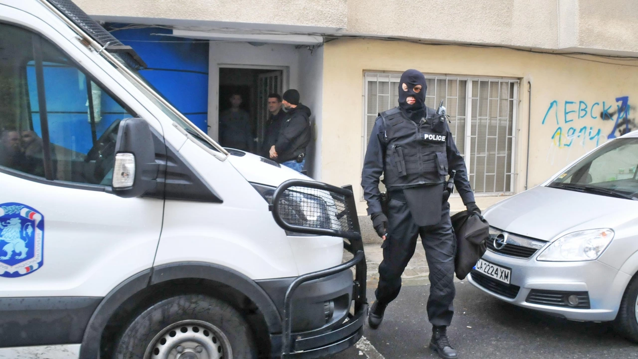 ГДБОП и полицията в Пловдив разбиха мащабна схема за измами