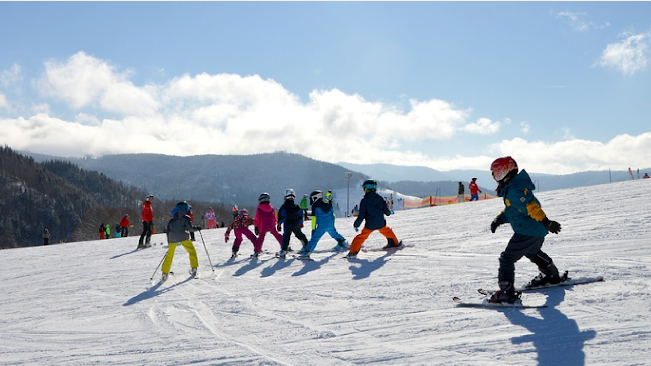 Тежък инцидент с дете на ски писта в Банско