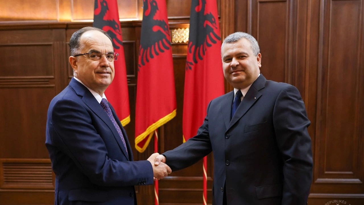 Извънредният и пълномощен посланик на България в Албания Ивайло Киров