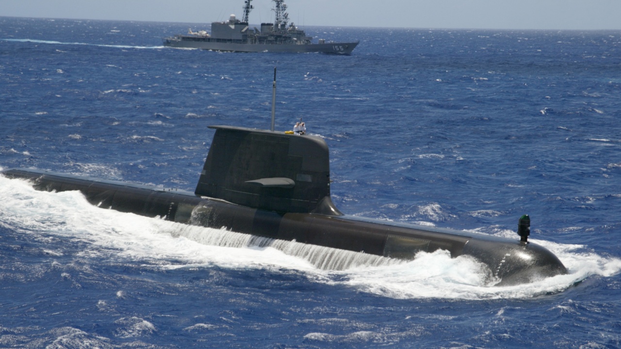 Ядрена подводница на САЩ акостира в Южна Корея