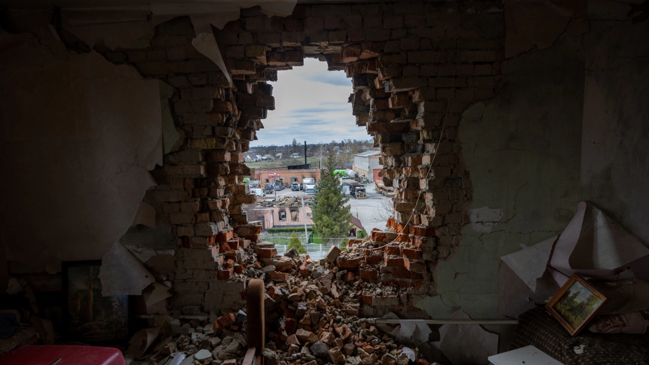 Руските сили проведоха въздушни удари по украинската столица Киев и