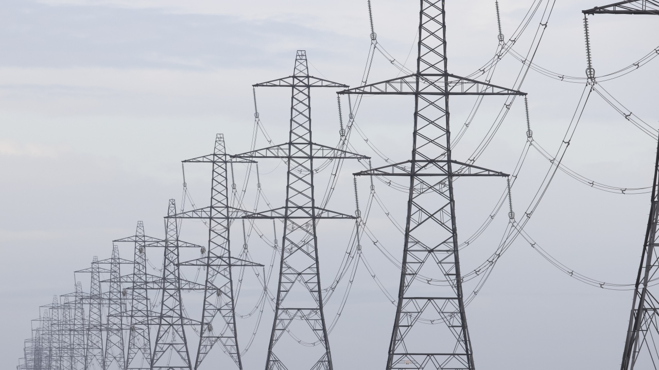 ЕС иска по-широко прилагане на договори за доставка на електроенергия на фиксирани цени