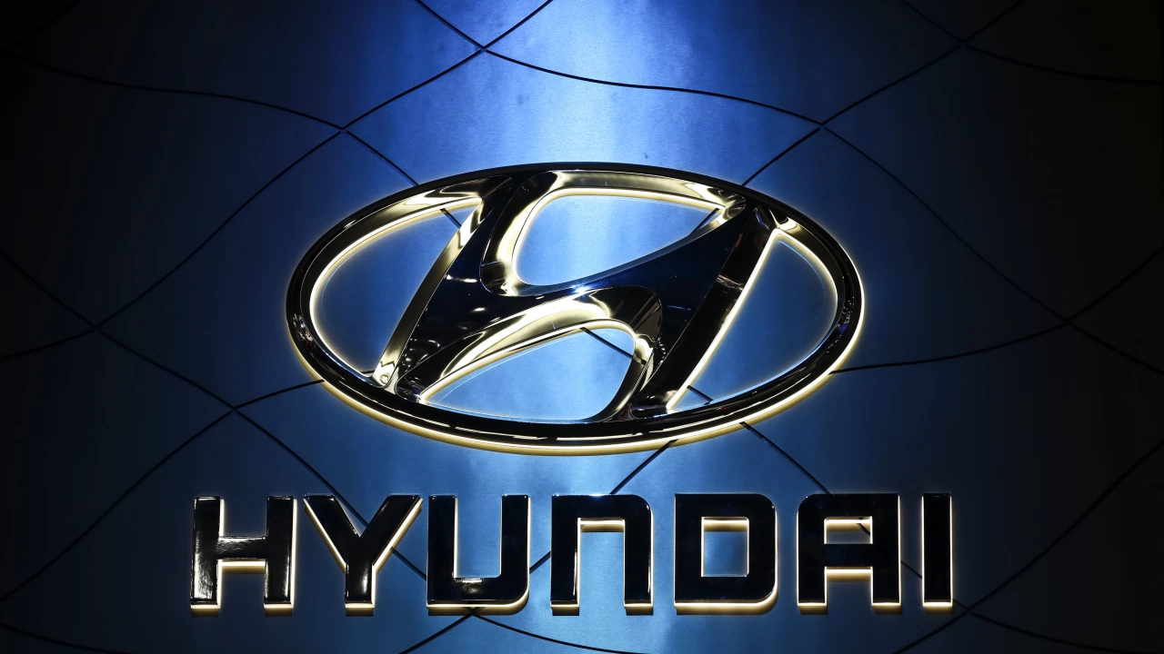 Южнокорейският автомобилостроител Хюндай мотър Hyundai Motor преговаря с казахстанска компания