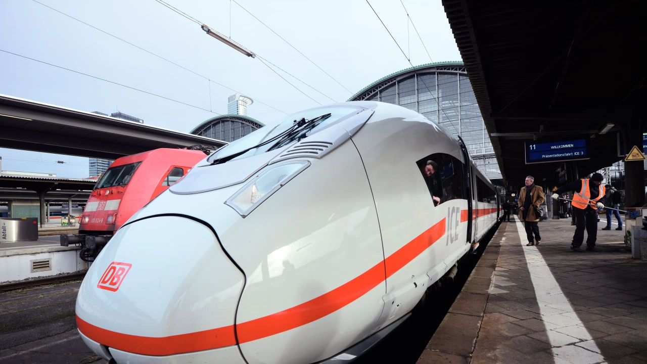 Германската железопътна компания Дойче бан Deutsche Bahn през декември миналата