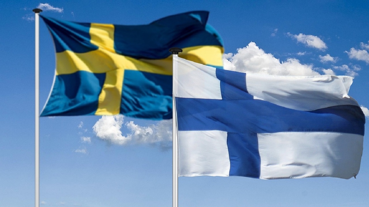 Шведският министър-председател Улф Кристерсон заяви във вторник, че Финландия вероятно