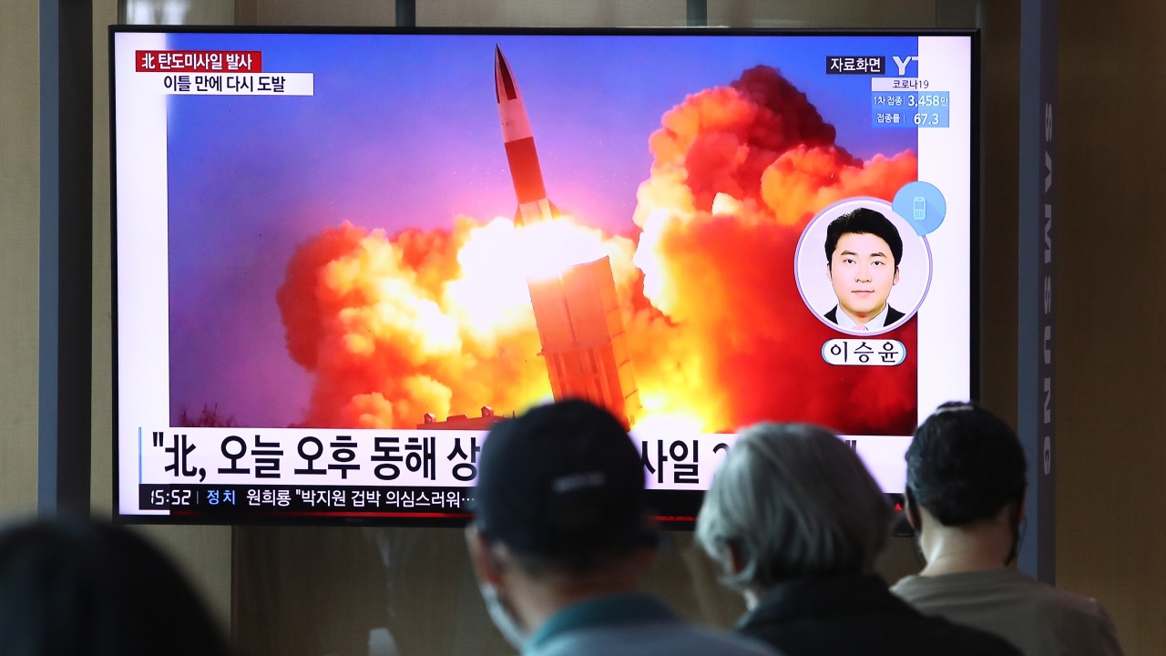 Пхенян потвърди, че е изстрелял две балистични ракети вчера