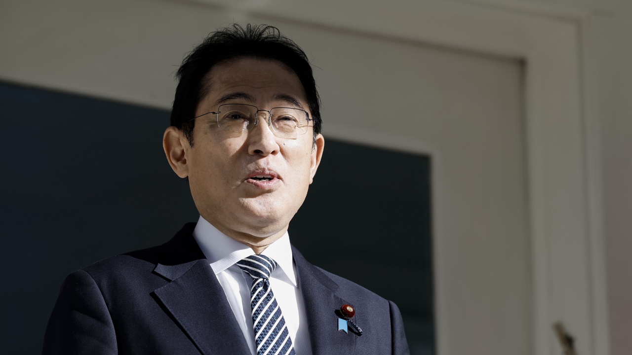 Японският премиер Фумио Кишида ще обяви нов план за насърчаване