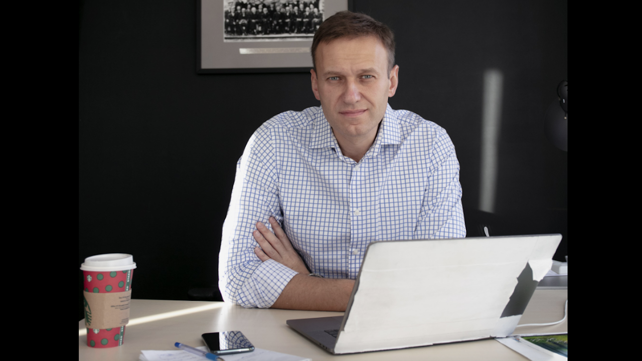 Алексей Навални: Посвещавам Оскара на честните и смели хора, които се противопоставят на диктатурата и войната