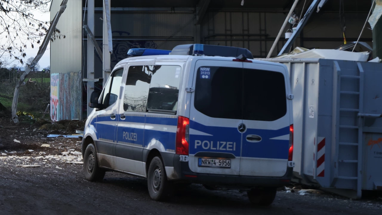 Германската полиция проведе днес голяма операция срещу група заподозрени за